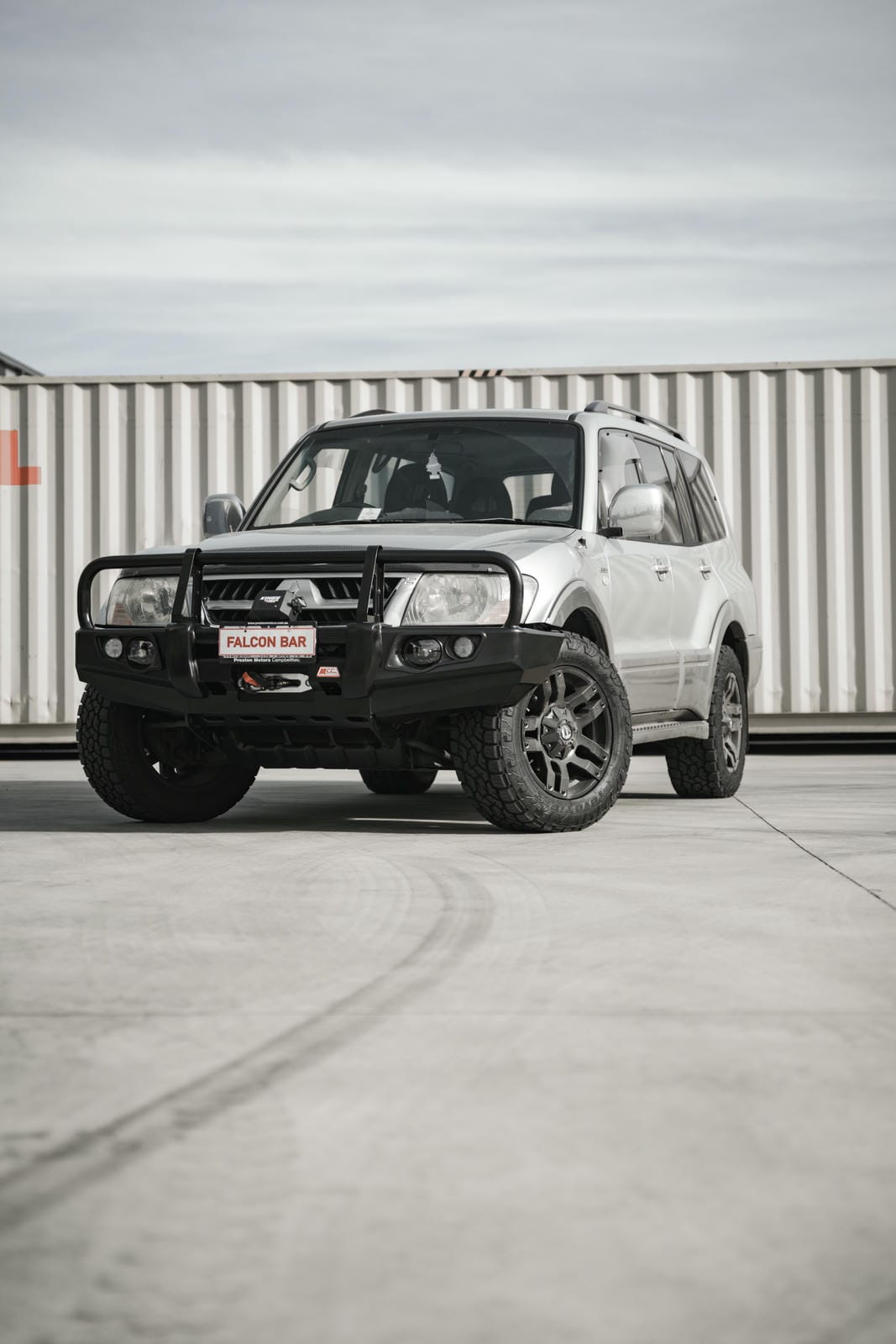 2c6451-5c.myshopify.comMCC 4x4  Falcon Bars for Mitsubishi Pajero NM NP 1999-2006Pajero NM NP 1999-2006 707-02 Falcon Bull Bar Black A-Frame Package (No Foglight)