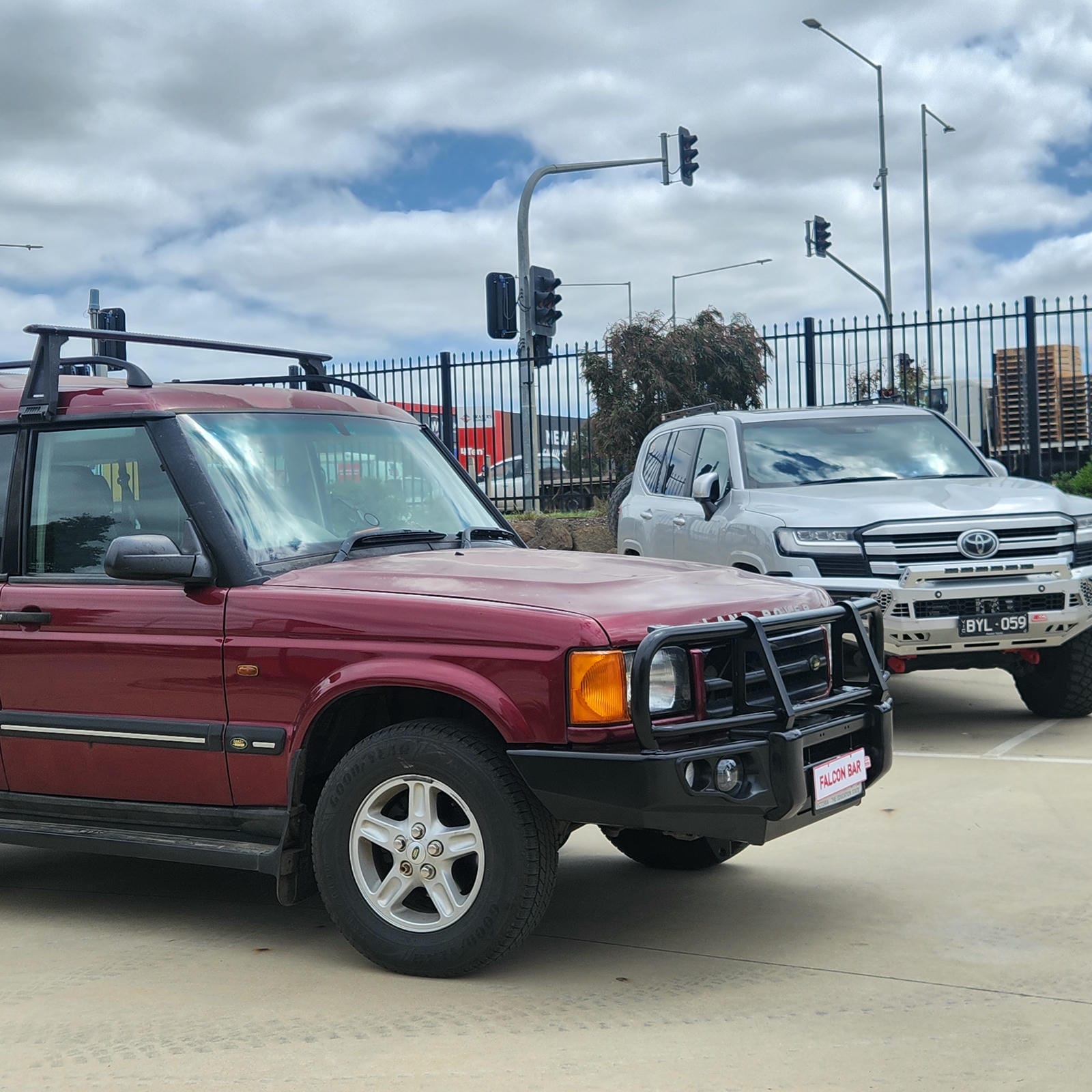 2c6451-5c.myshopify.comMCC 4x4  Falcon Bars for Land Rover Discovery 1 & 2 1989-2004Discovery 1 & 2 1989-2004  707-02A Alloy Falcon Bull Bar Black A-Frame Package (LED Foglight),Discovery 1 & 2 1989-2004 707-02 Falcon Bull Bar Black A-Frame Package (LED F
