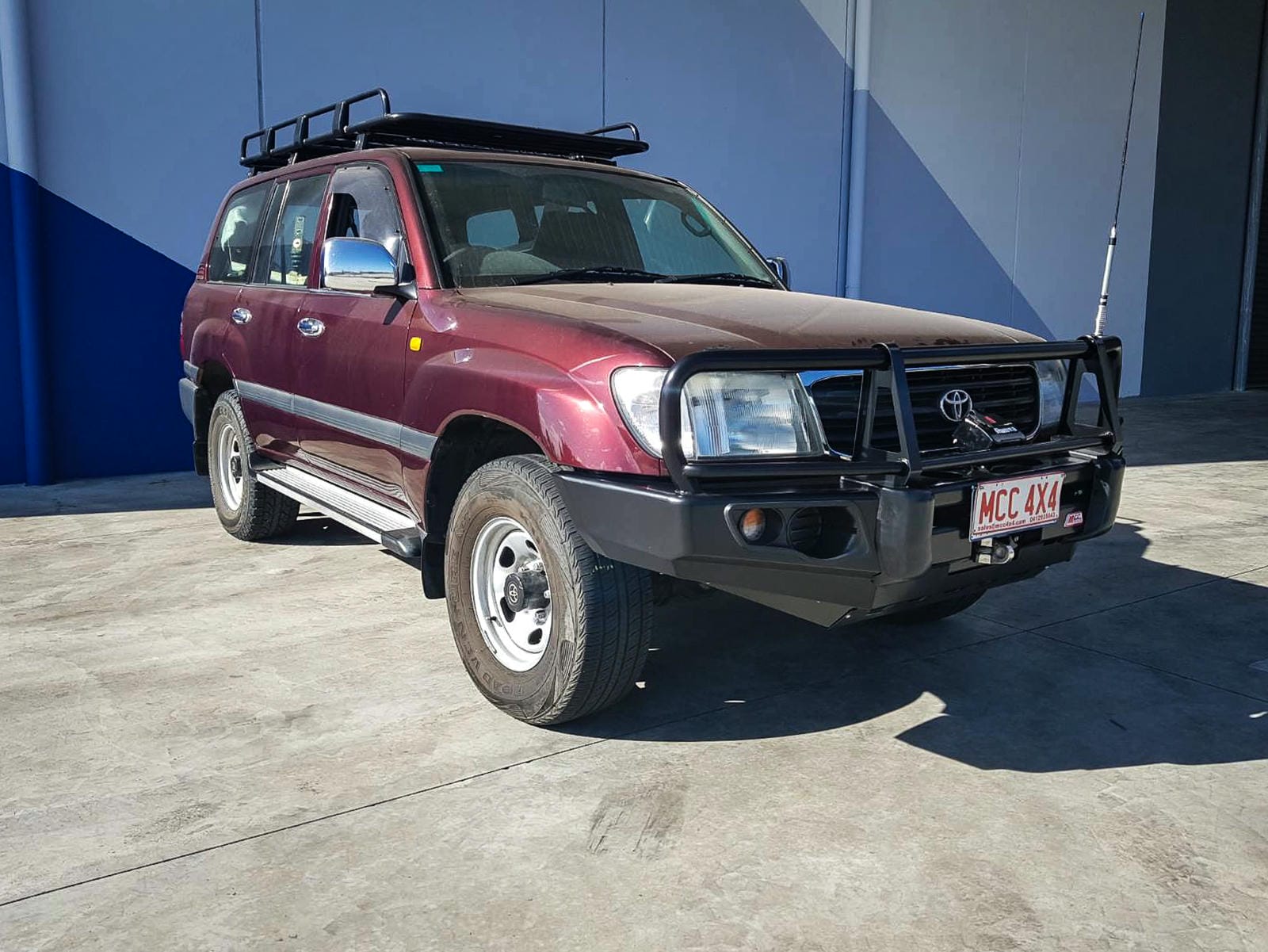 2c6451-5c.myshopify.comMCC 4x4  Falcon Bars for Toyota Land Cruiser 100 series 1998-2007Land Cruiser 100 series 1998-2007  707-02A Alloy Falcon Bull Bar Black A-Frame Package (LED Foglight),Land Cruiser 100 series 1998-2007  707-02 Falcon Bull Bar Black A