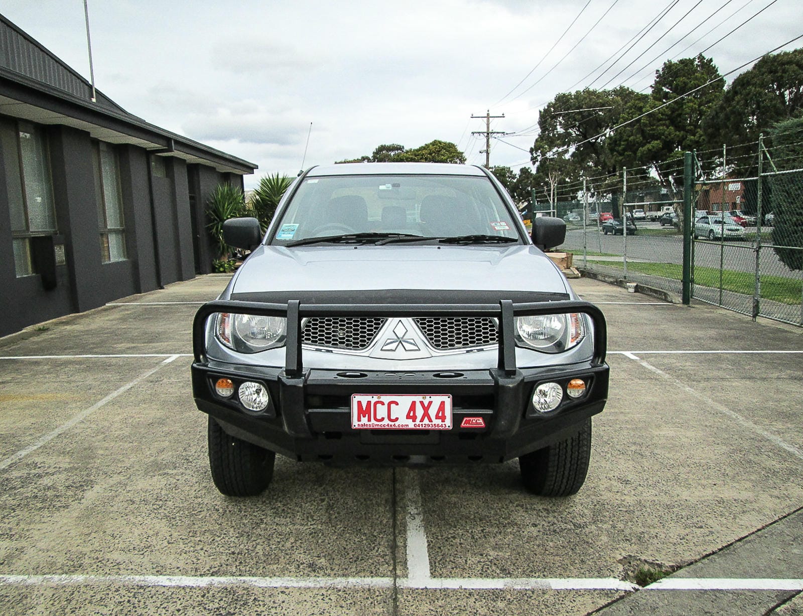 2c6451-5c.myshopify.comMCC 4x4  Falcon Bars for Mitsubishi Triton/Challenger  2006-2015Triton Ml-Mn, Challenger Pb-Pc  707-01Alw Falcon Alloy Winch Bar,Triton Ml-Mn, Challenger Pb-Pc (No-Fog) 707-01 Falcon Bar 3 Loop Ss,Triton/Challenger 2006-2015 06-15  