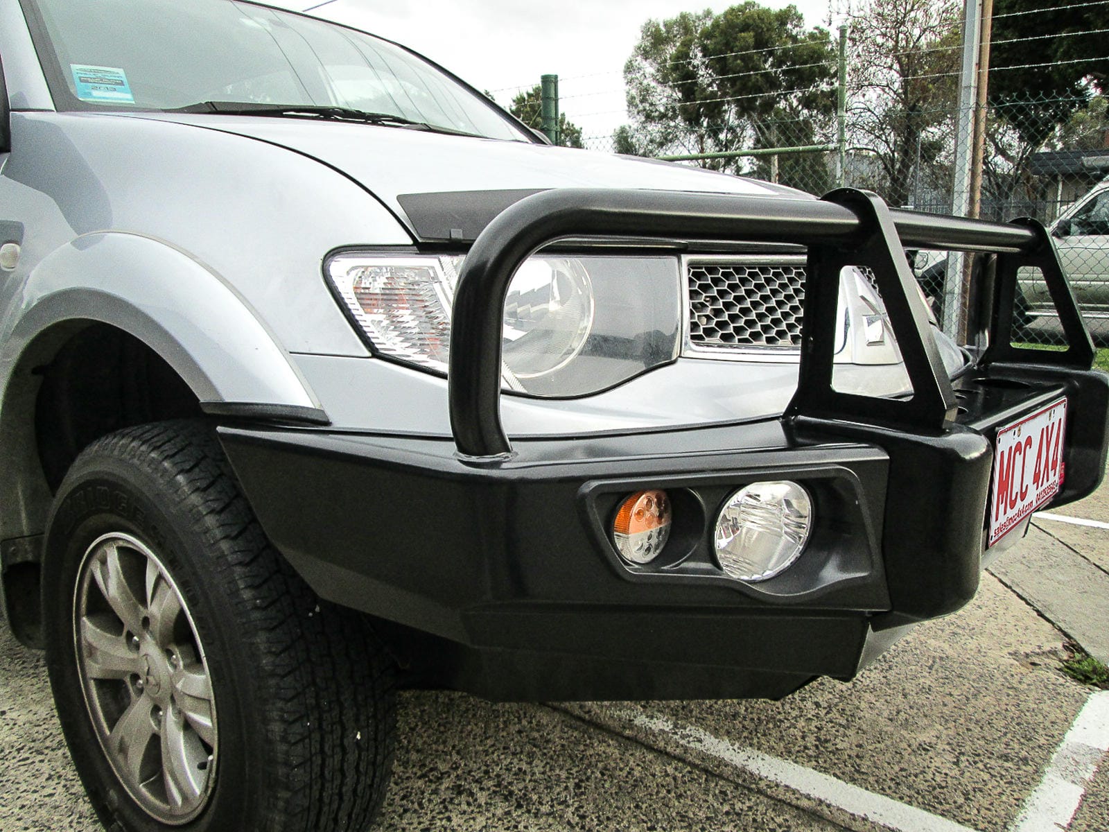 2c6451-5c.myshopify.comMCC 4x4  Falcon Bars for Mitsubishi Triton/Challenger  2006-2015Triton Ml-Mn, Challenger Pb-Pc  707-01Alw Falcon Alloy Winch Bar,Triton Ml-Mn, Challenger Pb-Pc (No-Fog) 707-01 Falcon Bar 3 Loop Ss,Triton/Challenger 2006-2015 06-15  
