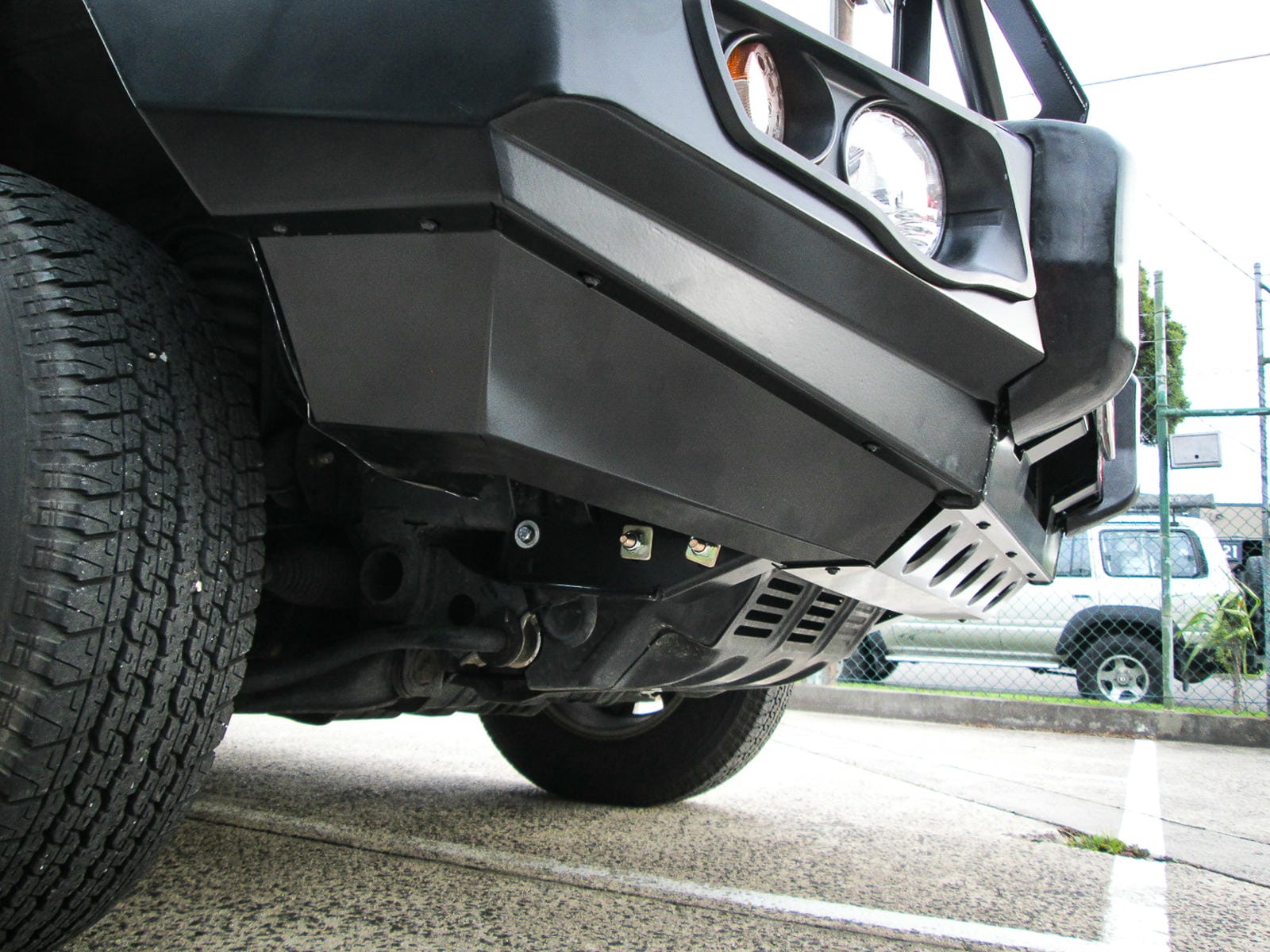 2c6451-5c.myshopify.comMCC 4x4  Falcon Bars for Mitsubishi Triton/Challenger  2006-2015Triton Ml-Mn, Challenger Pb-Pc  707-01Alw Falcon Alloy Winch Bar,Triton Ml-Mn, Challenger Pb-Pc (No-Fog) 707-01 Falcon Bar 3 Loop Ss,Triton/Challenger 2006-2015 06-15  